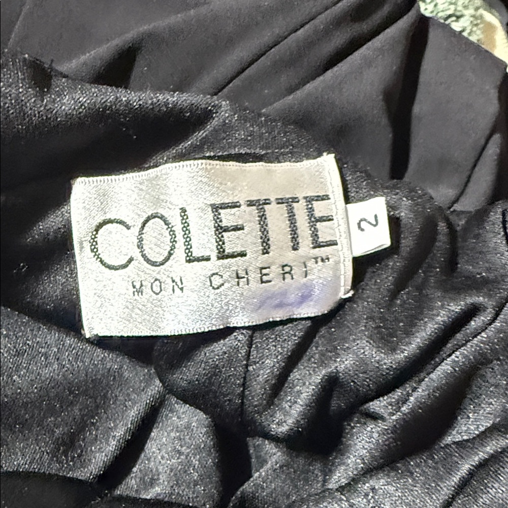 Elegant Black Lace Halter Dress - Picture 5 of 5